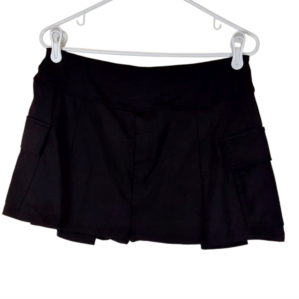 Charlotte Russe Black Skort Size Large With Pockets